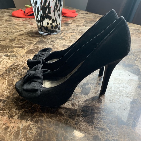 Shoes - Black Stilettos